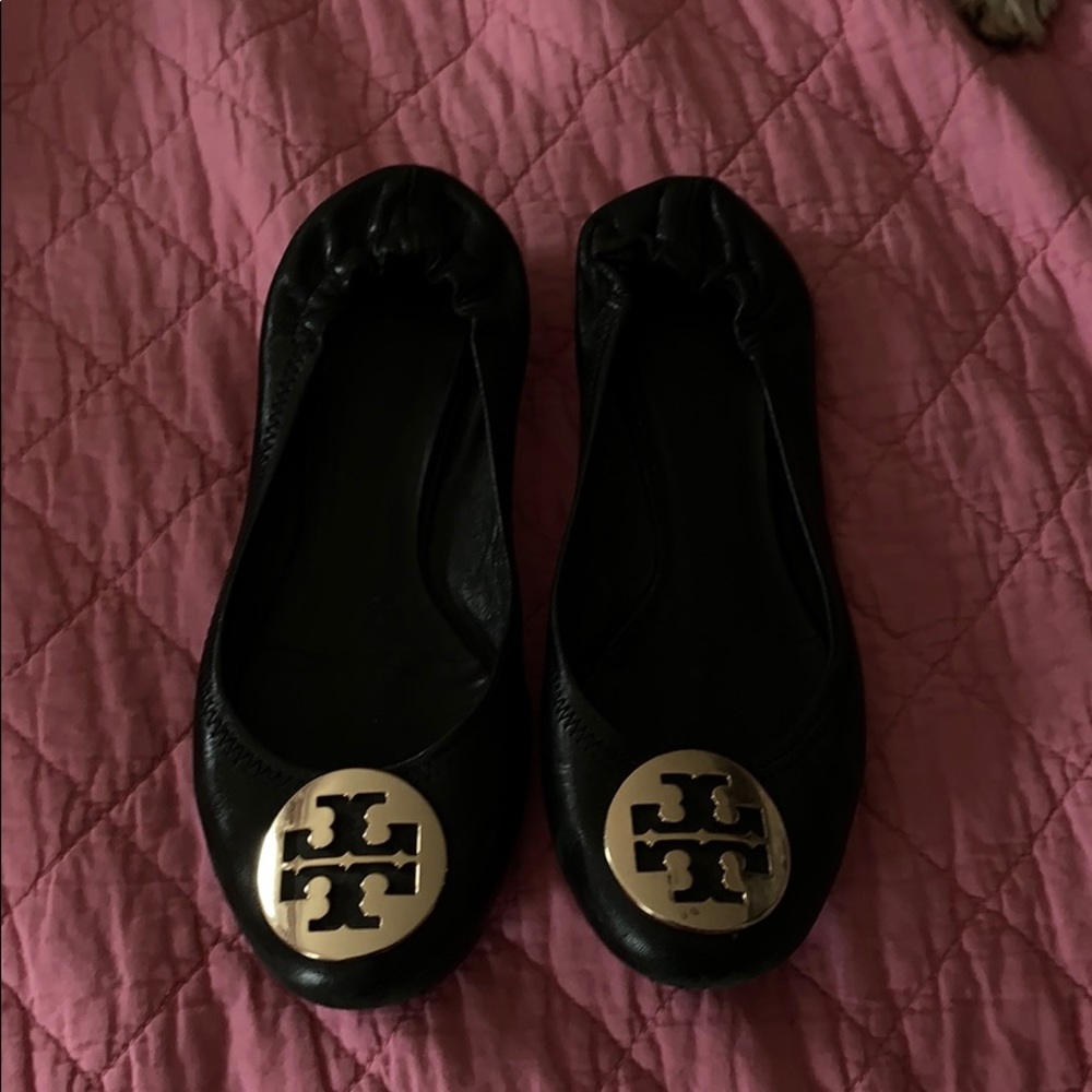 Tory Burch flats. Very used. Black with gold